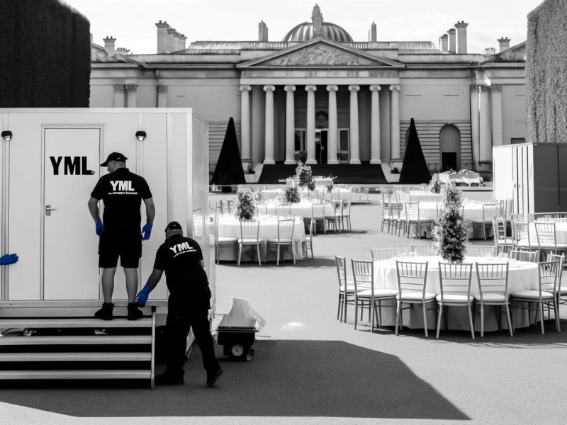 Event Cleanup in Iconic Venues: YML's Work at Landmark Locations